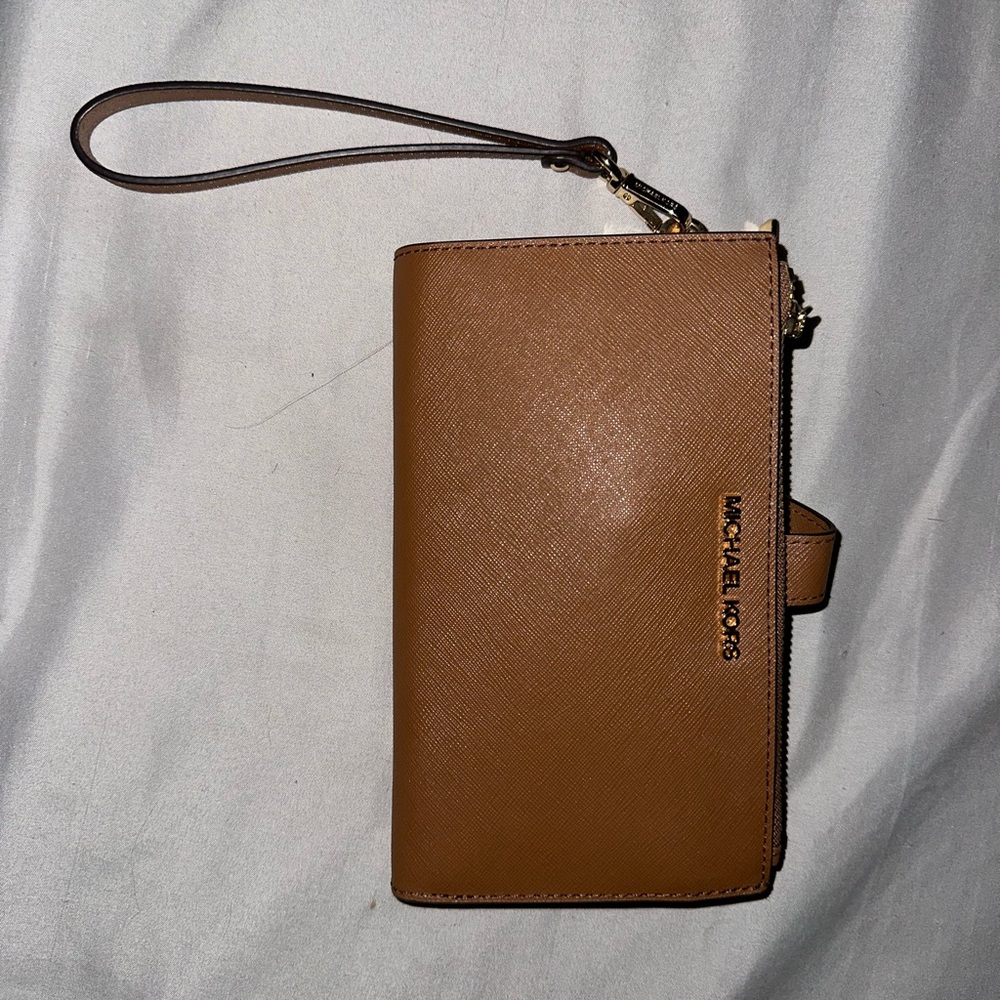 Michael Kors Wristlet